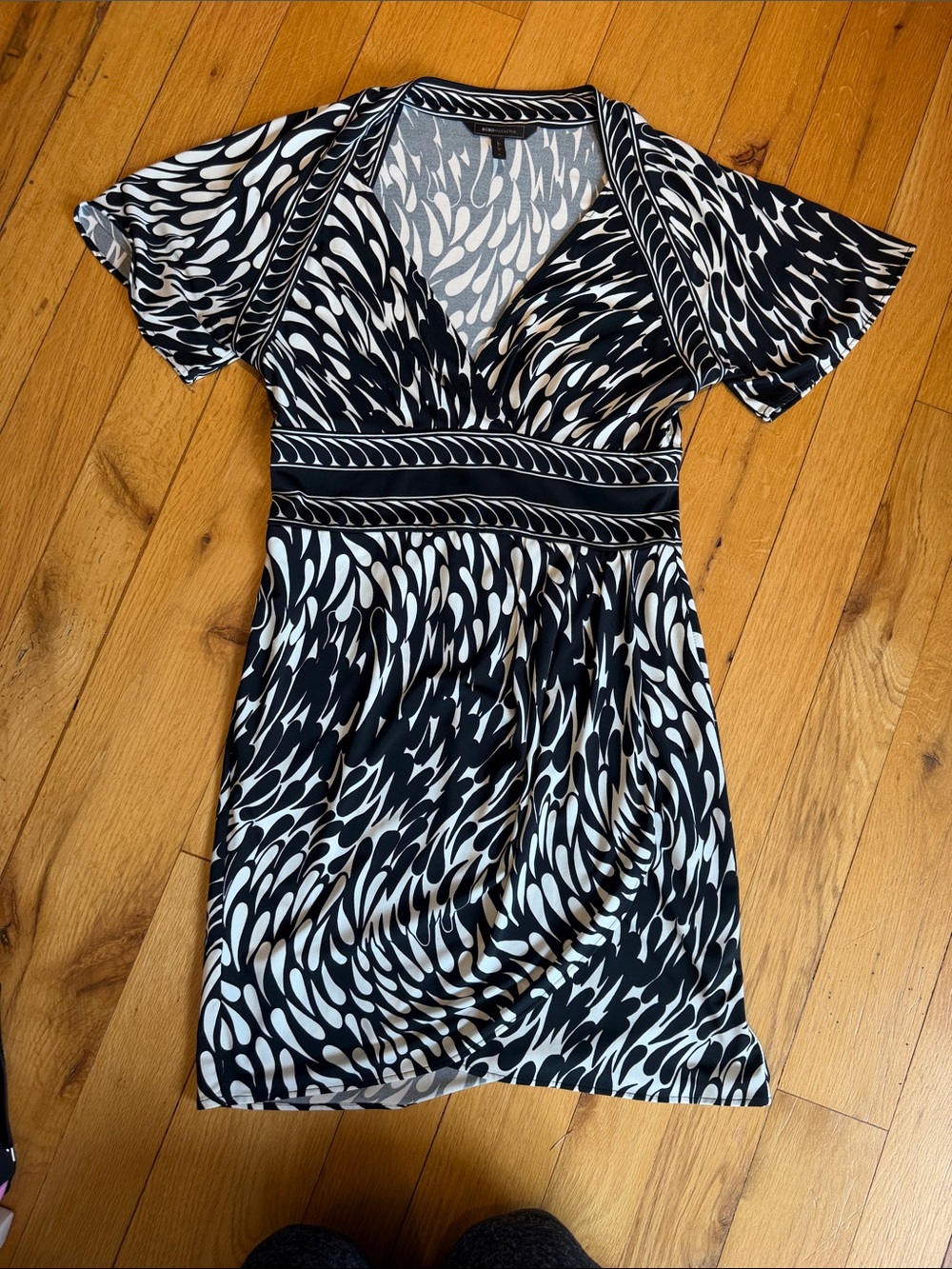 BCBG Max Azria Black & White Combo Jersey Knit Dress Women's Medium - C69-030